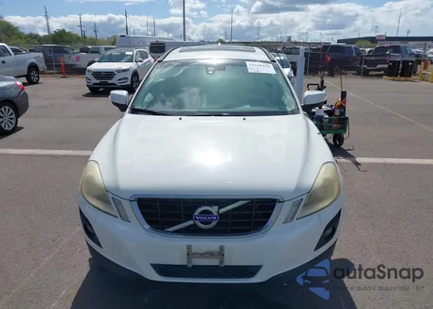 2010 Volvo Xc60 3.2 из США, поврежденный, VIN YV4960DL3A2119271